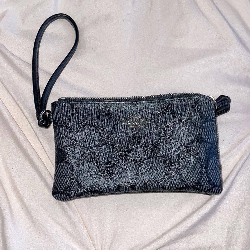 Coach wallet/wristlet
